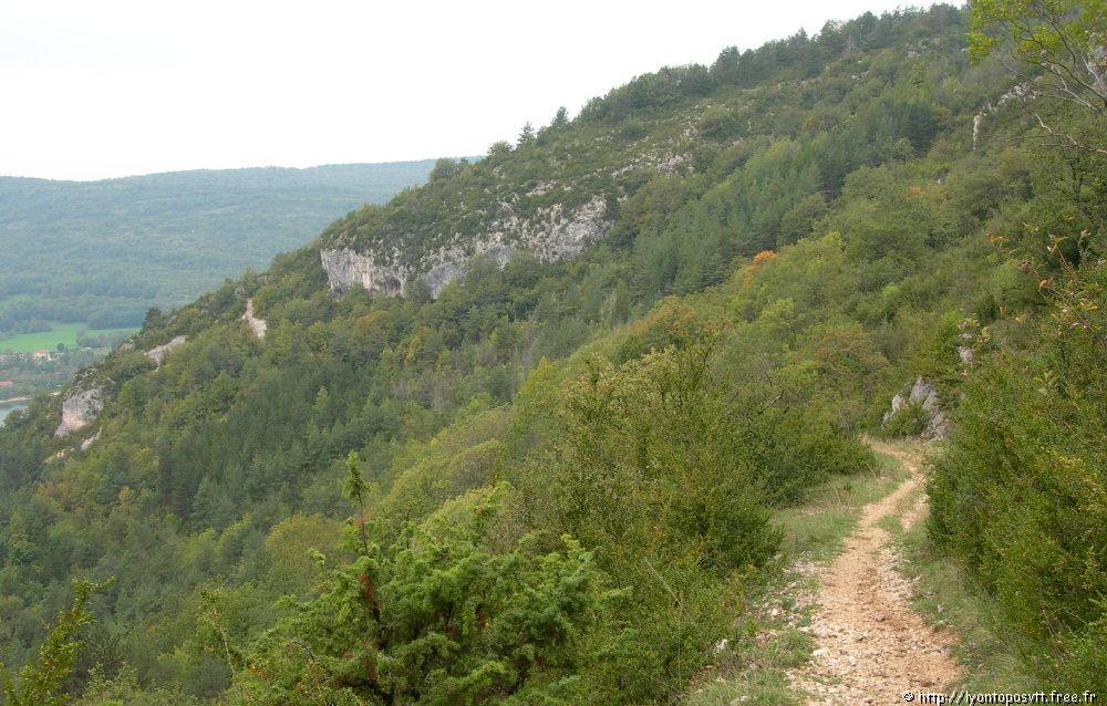 belvedere-roches09.jpg 
1,000 x 750 JPEG-compressed image 
(260,829 bytes)