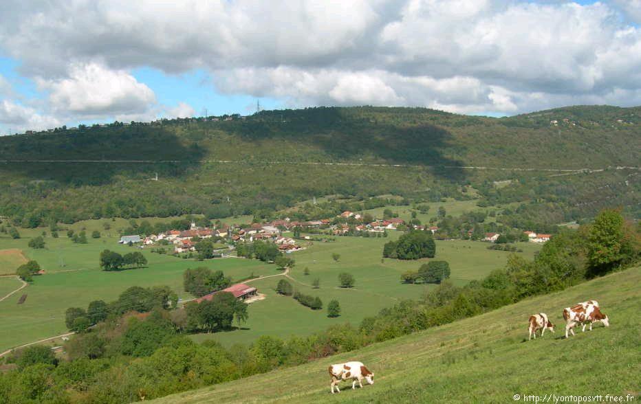 cize-gorges-ain02.jpg 
933 x 700 JPEG-compressed image 
(110,154 bytes)
