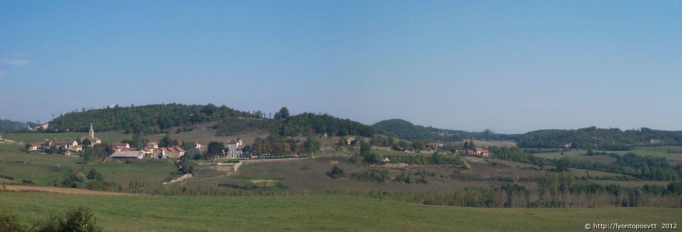 cremieu32.jpg 
1,400 x 477 JPEG-compressed image 
(73,256 bytes)