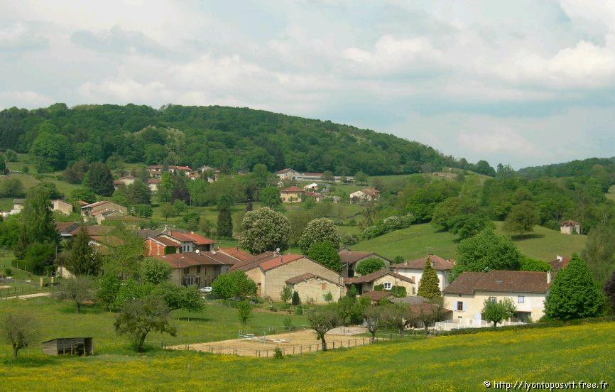 revermont01.jpg 
866 x 650 JPEG-compressed image 
(647,484 bytes)